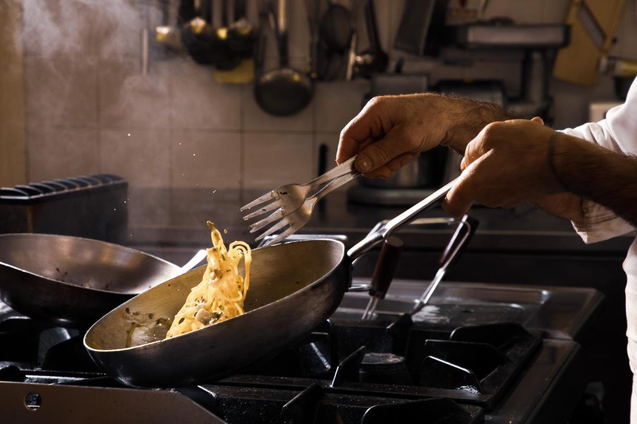 Albergo Dei Leoni Monterotondo  Ngoại thất bức ảnh