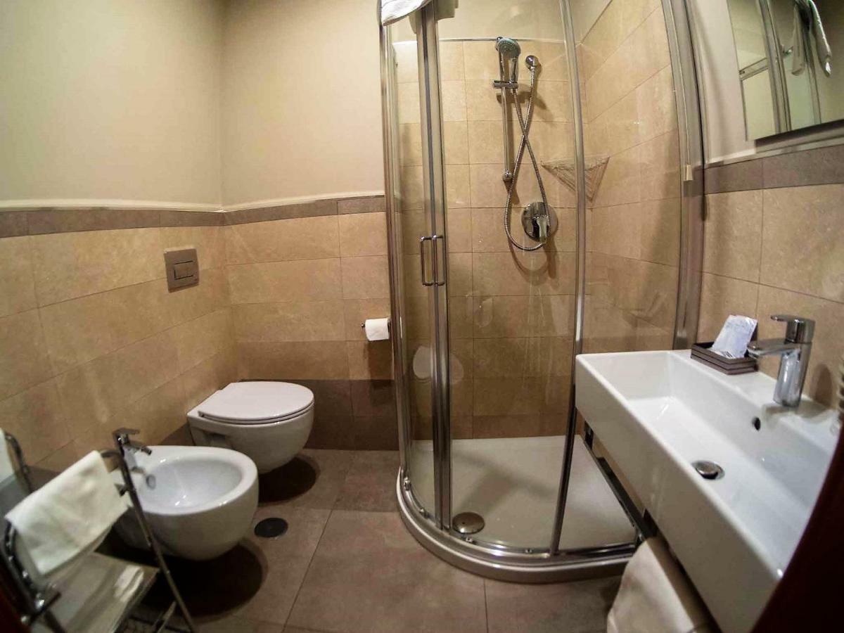 Albergo Dei Leoni Monterotondo  Ngoại thất bức ảnh