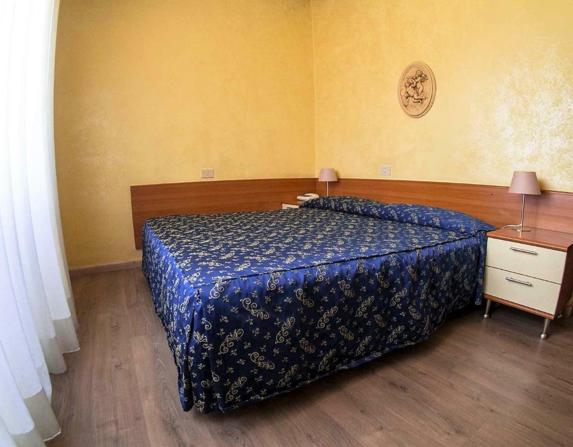 Albergo Dei Leoni Monterotondo  Ngoại thất bức ảnh