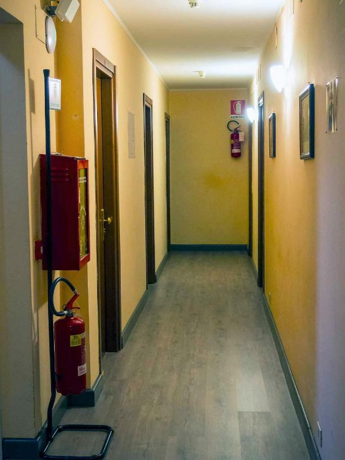Albergo Dei Leoni Monterotondo  Ngoại thất bức ảnh